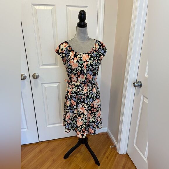 Floral print dress - Picture 1 of 4